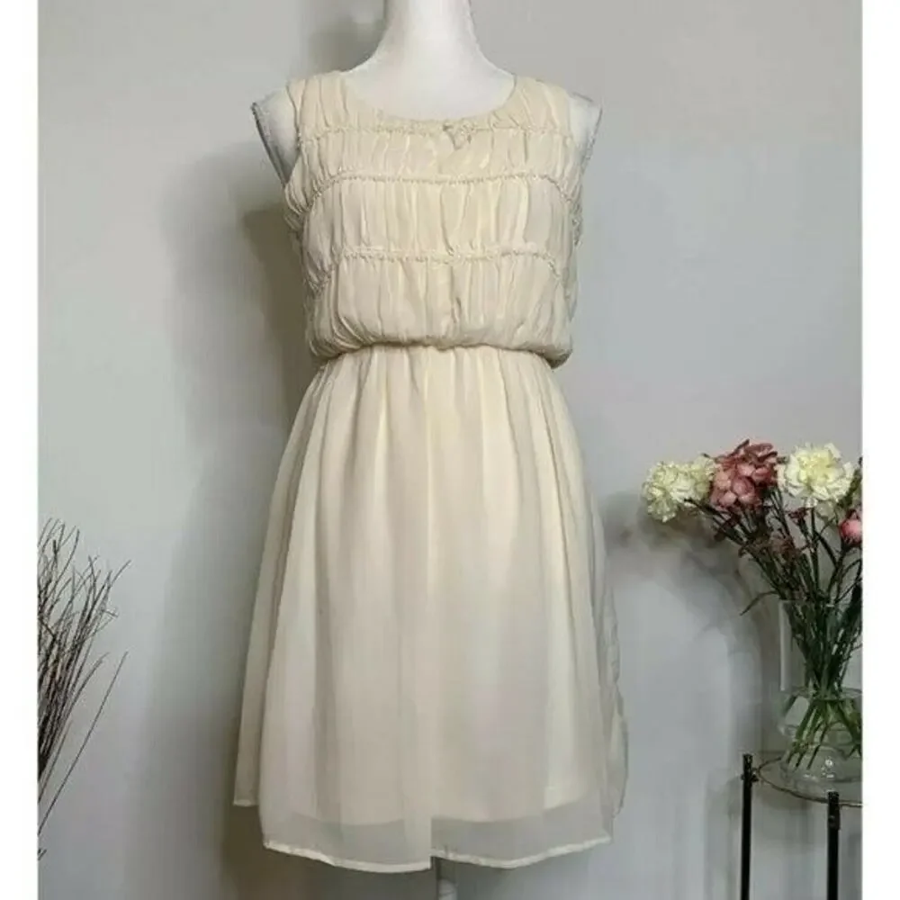 Doe & Rae plaited sheath mini Dress sleeveless cream sz small party